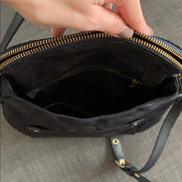 Marc by Marc Jacobs crossbody handbag ๐ - Picture 5 of 5